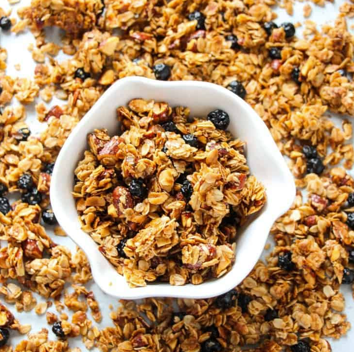 Blueberry, Almond & Cinnamon Granola 藍莓杏仁肉桂穀物脆脆